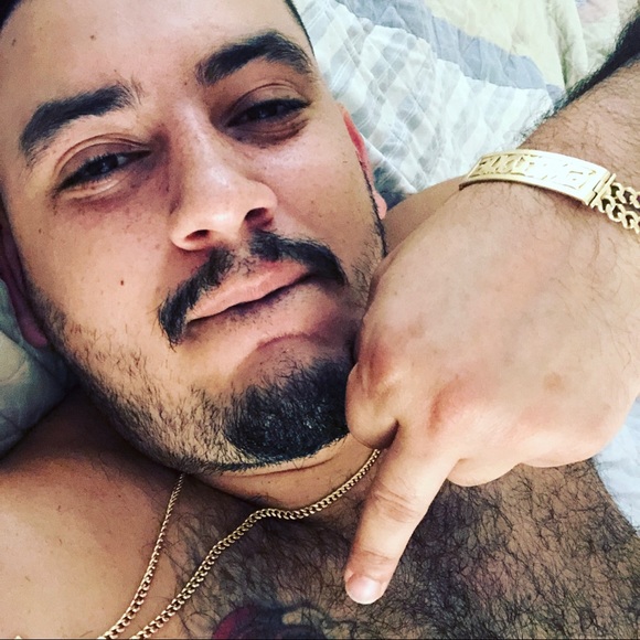 Profile Picture of Enrique Sobrino (@flmajik561) on Poshmark