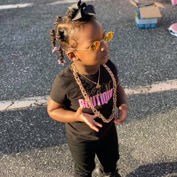 Profile Picture of Brianna Vines (@princessbri0512) on Poshmark