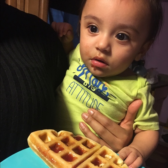 Profile Picture of Andrew Garcia (@drew_2300) on Poshmark