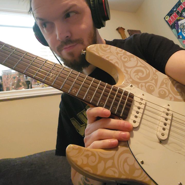 Profile Picture of Clint B (@clintbolt) on Tiktok
