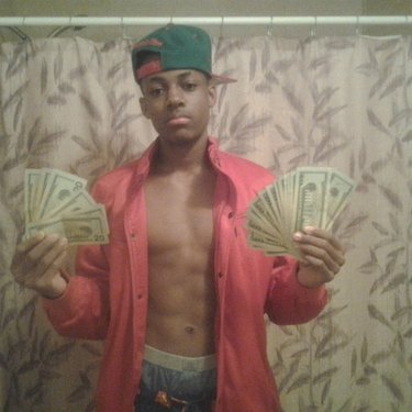 Profile Picture of Travis Rashad Aiken (@Travieeee4) on Twitter