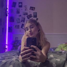 Daniela Paličková - Pinterest Profile Picture of Daniela Paličková (@nonehoneymoon) on Pinterest