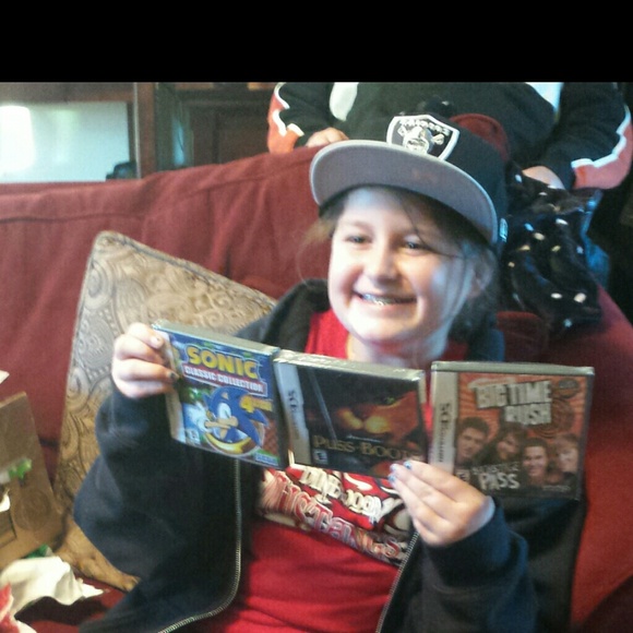 Profile Picture of Monica Krogstad (@mkrog) on Poshmark