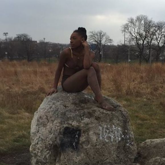 Profile Picture of Korie-jenai' Richardson (@korieeee_) on Poshmark