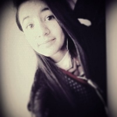 Profile Picture of Jheniffer Schneider (@Jheniih_rosa) on Twitter