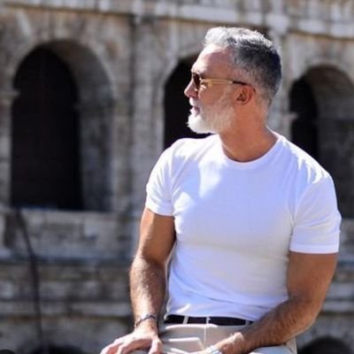 Profile Picture of Brian Armstrong (@brian__arm) on Twitter