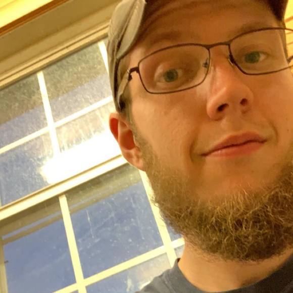 Profile Picture of Jason Cromie (@jasoncromie) on Poshmark