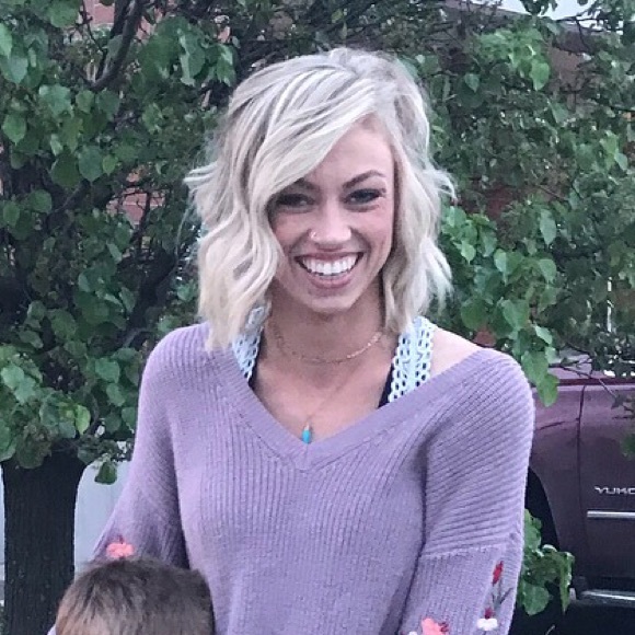 Profile Picture of Lauren Bobst (@lbobst) on Poshmark