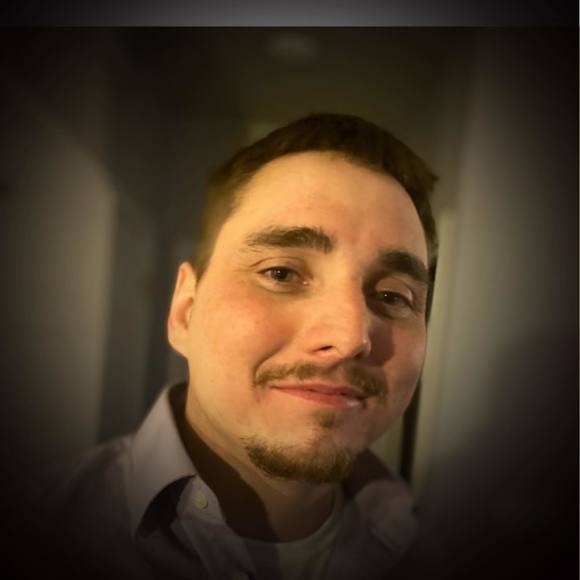 Profile Picture of Addie Schmidt (@missadelinmarie) on Poshmark