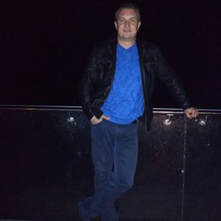 Profile Picture of Евгений Деревянко (@&) on Facebook