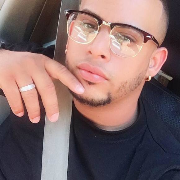 Profile Picture of Eduis Melian (@eduis) on Poshmark