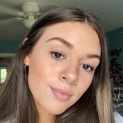 Profile Photo of Elizabeth Hoffman (@elizabeth_hoff1) on Twitter