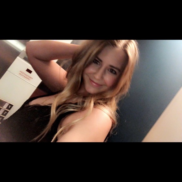 Profile Picture of Britton Mishak (@britton_mishak) on Poshmark