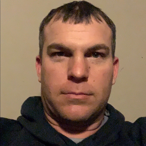 Spencer Hinish - Poshmark Profile Picture of Spencer Hinish (@spencerhinish) on Poshmark