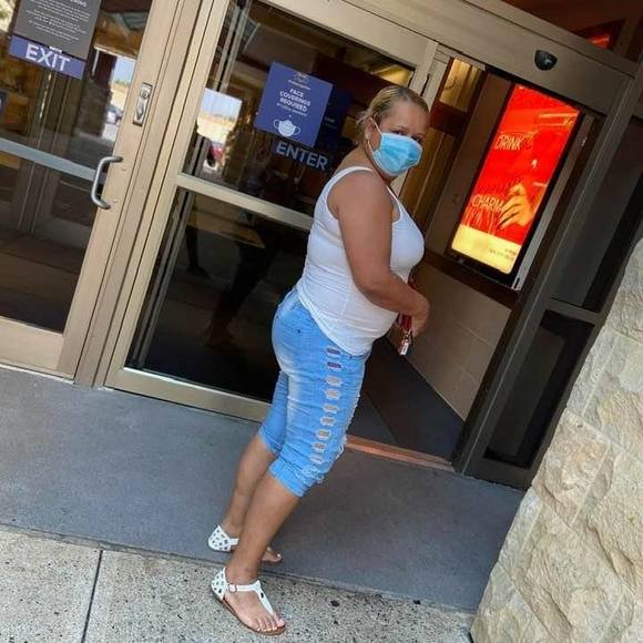 Profile Picture of Norma Rivera (@normarivera444) on Poshmark