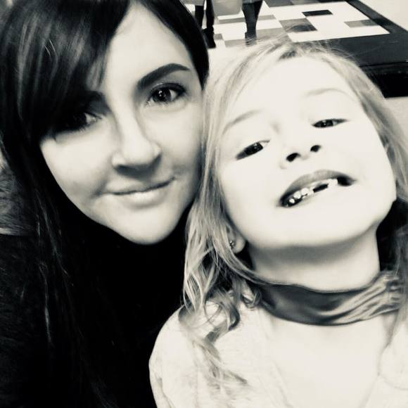 Profile Picture of Kelly Cottongim (@kcottongim) on Poshmark