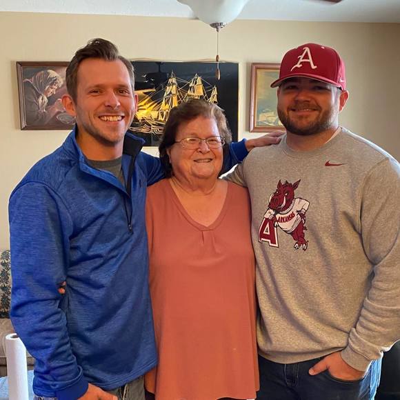 Profile Picture of Travis Entwisle (@tentwisle) on Poshmark