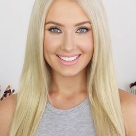 Profile Picture of Lauren Curtis (@loveloz) on Pinterest