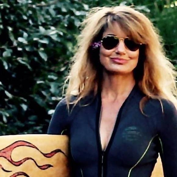 Profile Picture of Hollace Rice (@hollace_rice) on Poshmark