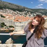 Profile Picture of Helen Lisa Melville (@helenlisamelville) on Instagram