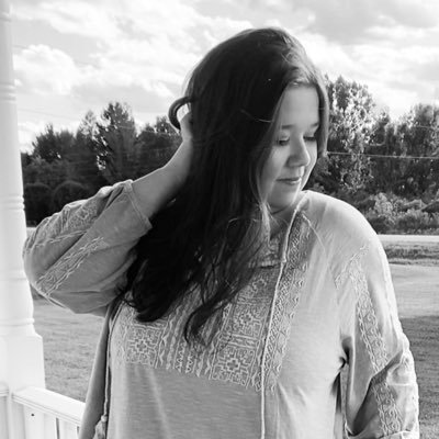 Profile Picture of Jessica 🌻 (@jessie___925) on Twitter