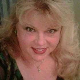 Profile Picture of Lora (@loravenstrom) on Pinterest