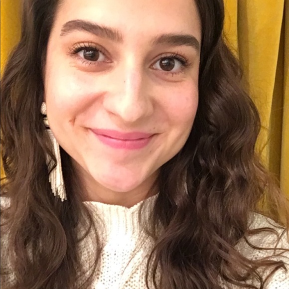 Maryada Defelice - Poshmark Profile Picture of Maryada Defelice (@mar_ada) on Poshmark