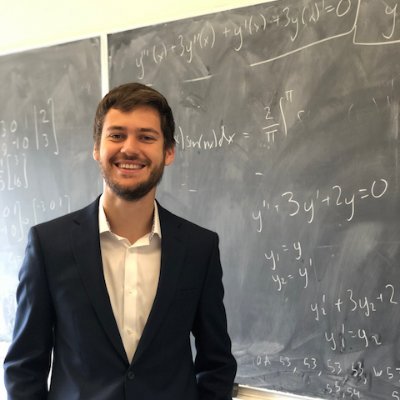 Profile Picture of Calvin McPhail-Snyder (@esselltwo) on Twitter