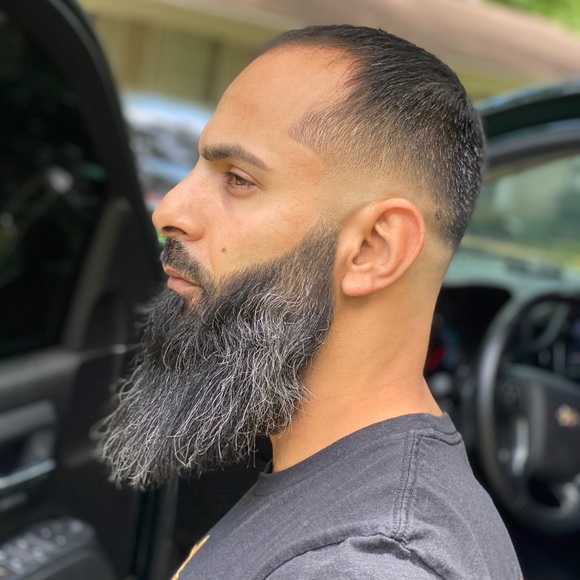 Profile Picture of Ihab Mustafa (@ihab_mustafa) on Poshmark