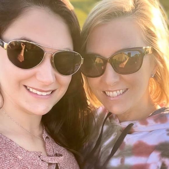 Profile Picture of Dauri Ingerman (@idauri) on Poshmark