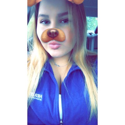 Profile Picture of Samantha (@Samantha_Bluhm_) on Twitter