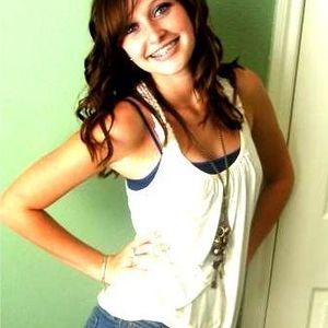 Profile Picture of Samantha Hanna (@hollister_gurl101) on Myspace