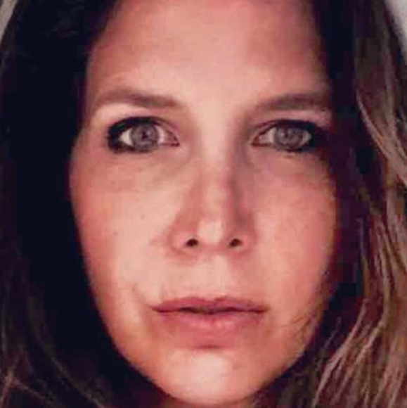 Profile Picture of Linda Pongetti (@lindapongetti) on Poshmark