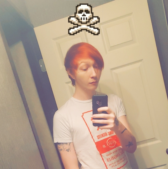 Profile Picture of Gage Daldine (@gagedaldine) on Poshmark