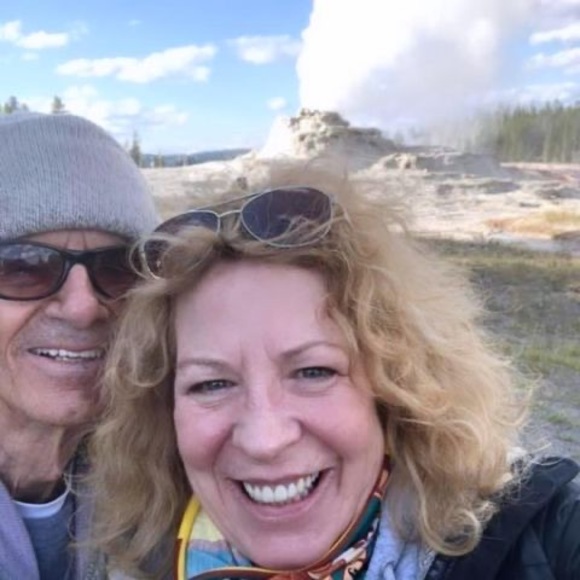 Kimberly Arcudi - Poshmark Profile Picture of Kimberly Arcudi (@kimshanaidyn) on Poshmark