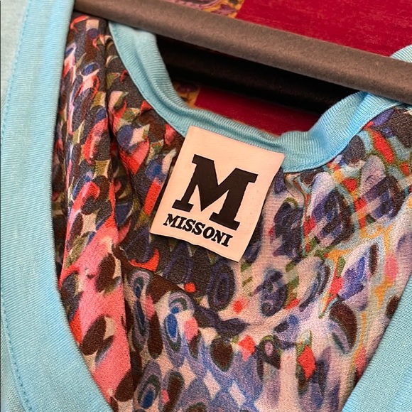 Profile Picture of Lara Frank (@cf7thwave) on Poshmark