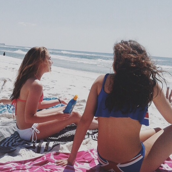 Profile Picture of Liza Scarritt (@lscarritt9) on Poshmark