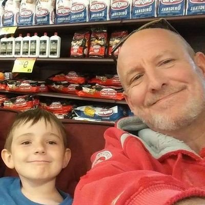 Profile Picture of Christopher Gravely (@christo01616063) on Twitter