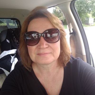 Profile Picture of Amy Ziegler (@amyzig64) on Twitter