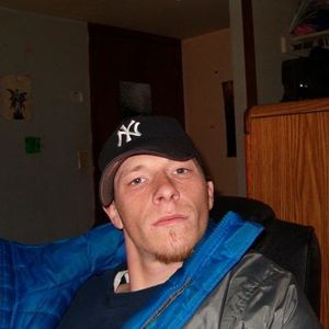 Profile Picture of Andrew Bicknell (@abuckfornirvana) on Myspace