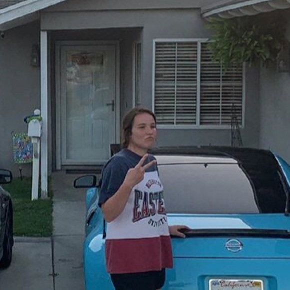 Profile Picture of Tayler Eidsness (@taylereids) on Poshmark