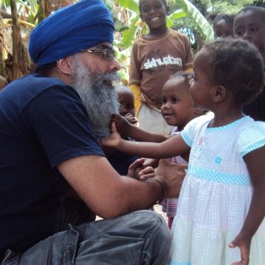 Profile Picture of Ravinder Singh (@RaviSinghKA) on Twitter