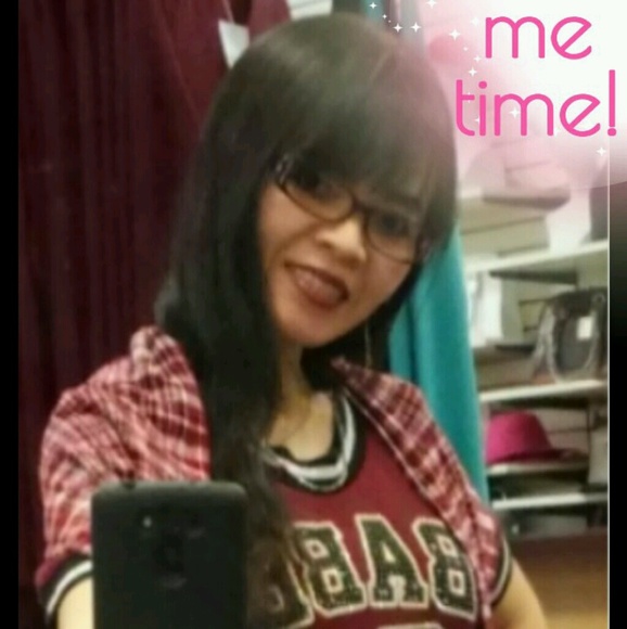 Profile Picture of Sophia Keo (@camboda1971) on Poshmark