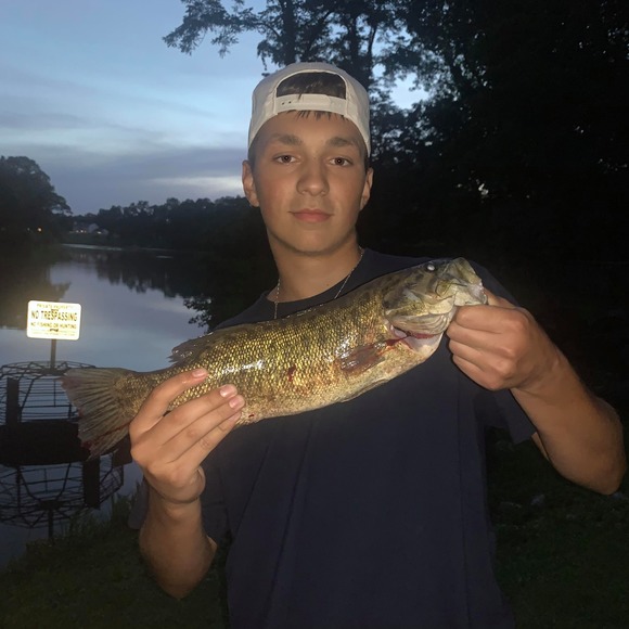 Profile Picture of Adyn Konchar (@adynkonchar) on Poshmark