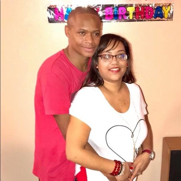 Yashoda Kissoon - Poshmark Profile Picture of Yashoda Kissoon (@mztrini29) on Poshmark