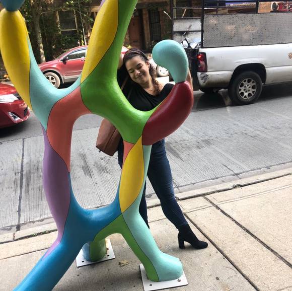 Profile Picture of Cassandra Pagliaruli (@cpagliaruli) on Poshmark