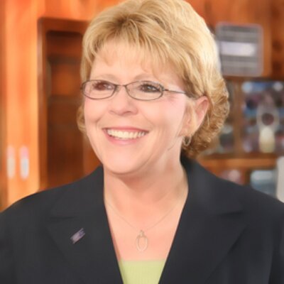 Profile Picture of Becky Ruppe (@rrruppe) on Twitter