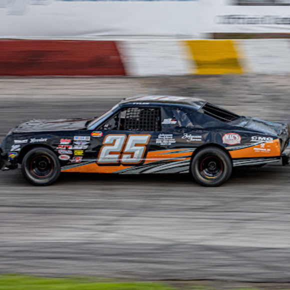 Tyler Vincetich - Poshmark Profile Picture of Tyler Vincetich (@tvinc0225) on Poshmark