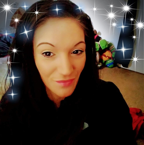Profile Picture of Mavis tiffany Eilers (@skigrl) on Poshmark