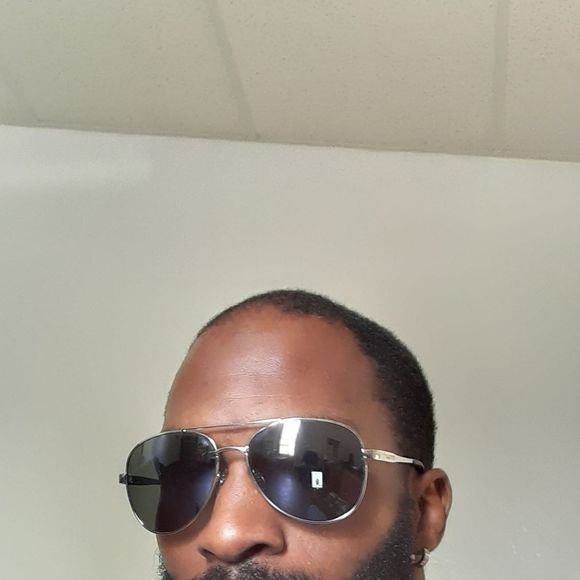 Profile Picture of Jonathan Graham (@jbone_159) on Poshmark